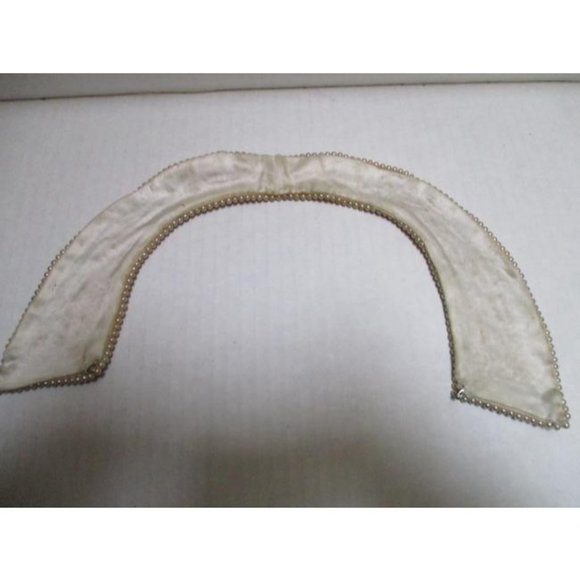 *Cream And Silver Metallic Vintage Pearl Beaded Collar Scarf - Picture 6 of 7